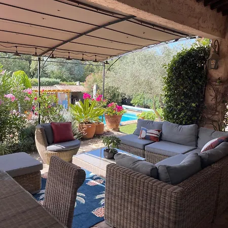 La Borreliane فندق مبيت وإفطار Hyères